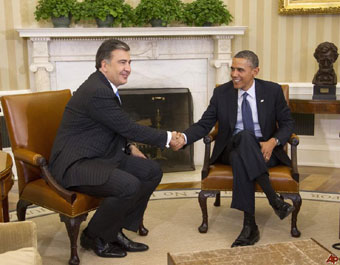 barack-obama-mikhail-saakas