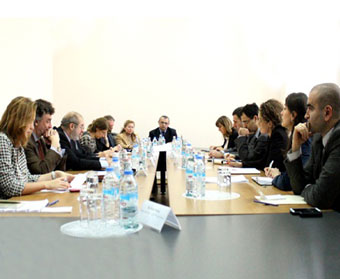 1-molaparakeba-aqtuaa2