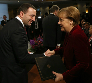 merkeli-polit-3-analit-3