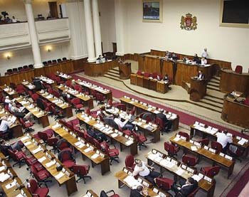 diskusia-parlamentshii